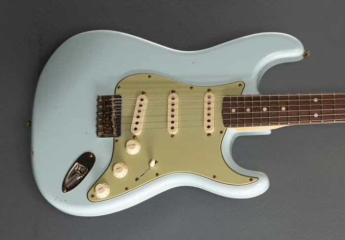 1960 Journeyman Relic Hardtail Stratocaster – Sonic Blue
