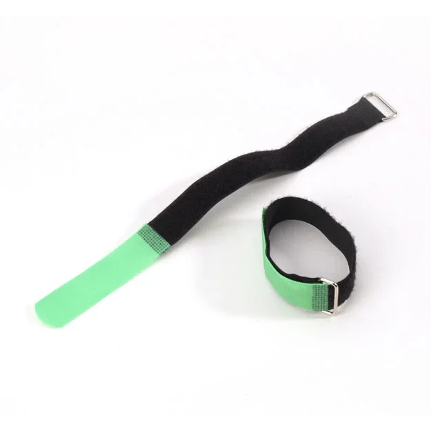 4Sound. Adam Hall Accessories VR 2020 GRN Hook and Loop Cable Tie