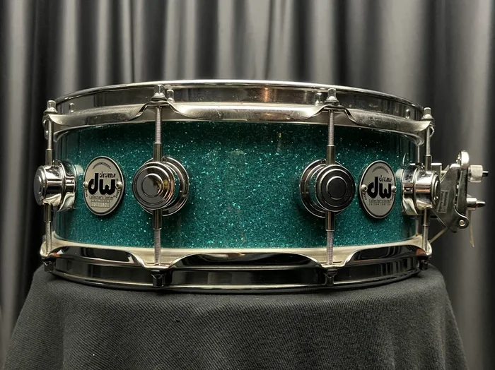 DW Used Drums 5×14 Drum Workshop Teal Glass Maple Snare Drum – 2025