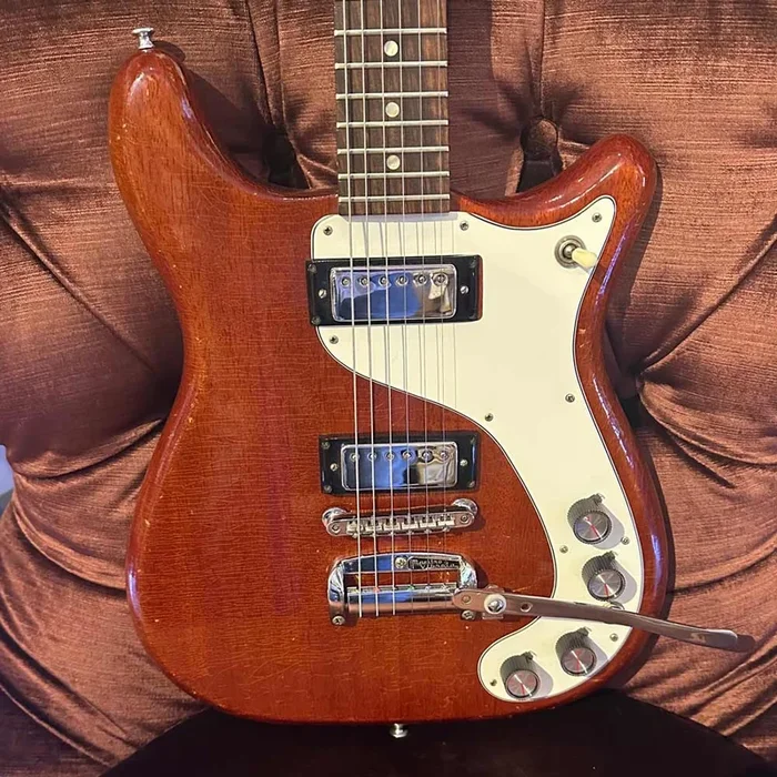 Epiphone 1965 Wilshire Vintage Electric Guitar w/ Case – Cherry (Pre-O– At Large Inc.® Musical Instruments & Pro Audio