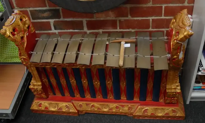 GANGSA 10 KEY LARGE (Gamelan)