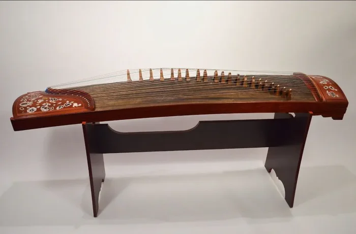 GZ-30 Solid Redwood Gu Zheng
