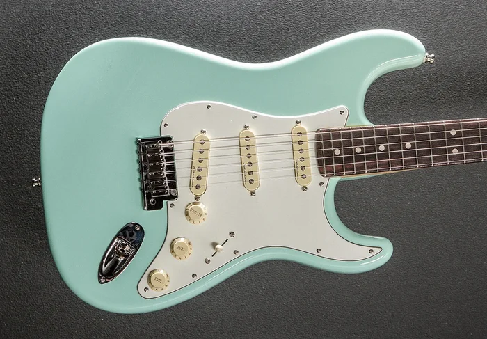 Jeff Beck Signature NOS Strat – Surf Green