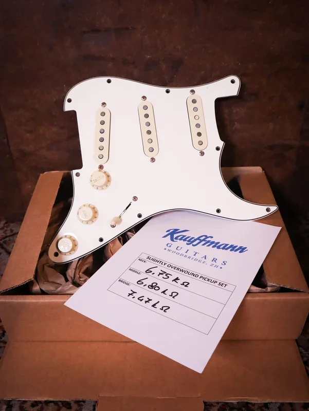 Kauffmann SOW Loaded Pickguard White