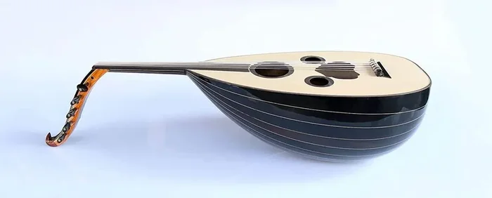 Left Handed Handmade Arabic Walnut Oud / AAO-108L