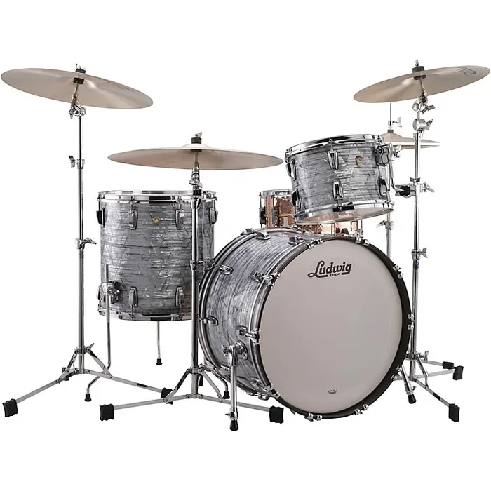 Ludwig Classic Maple 3-Piece Fab Shell Pack With 22″ Bass Drum Sky Blue Pearl