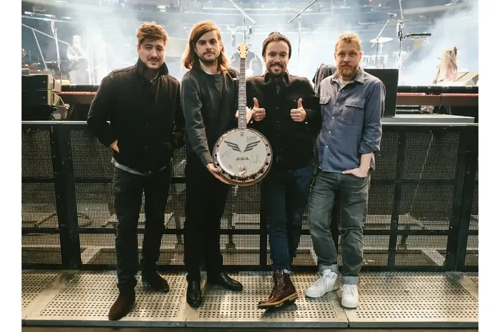 Luxembourg Charity Banjo