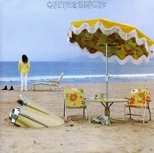 Neil Young On the Beach – COMPACT DISCS