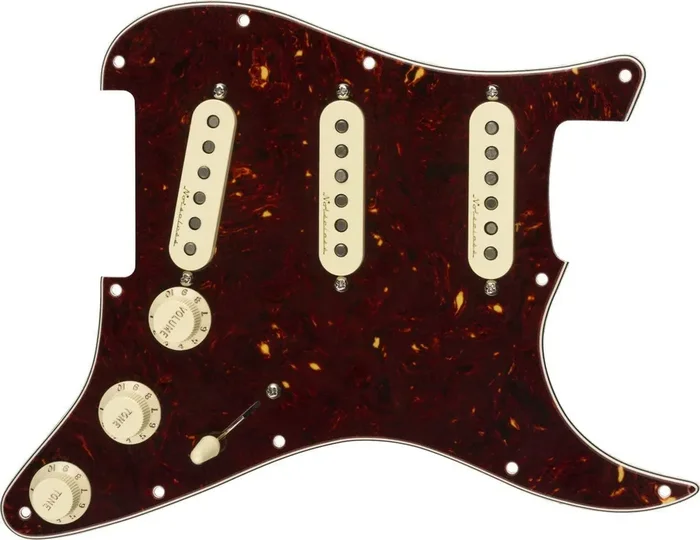 Pre-Wired Strat® Pickguard, Vintage Noiseless SSS
