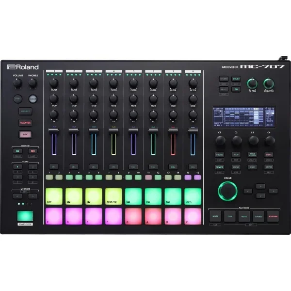 Rolans MC-707 GROOVEBOX