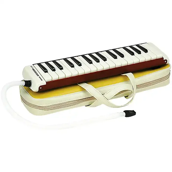 Suzuki Soprano Melodion with Case & Mouthpiece Guitar Center