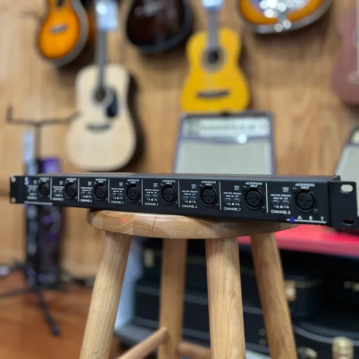 USED ART S8 Mic Splitter