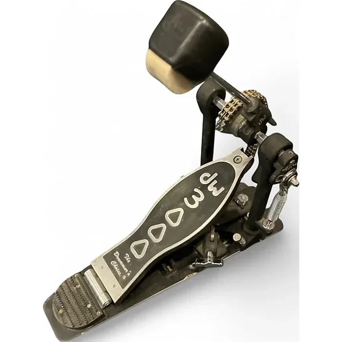 Used DW 3000 Series Single Single Bass Drum Pedal