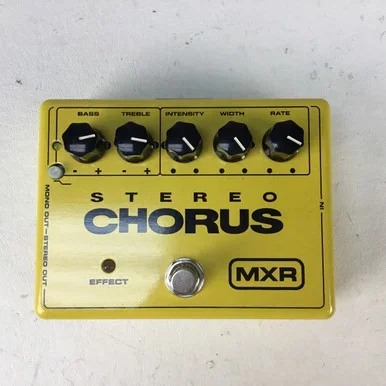 Used MXR STEREO CHORUS Chorus Pedal
