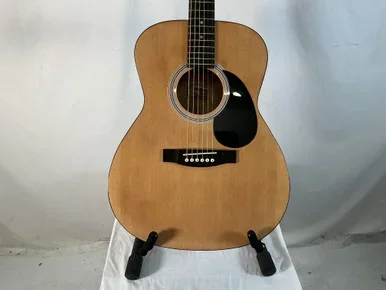 Used Rogue RG-421-N 000 Laminate Top Acoustic Guitar Natural