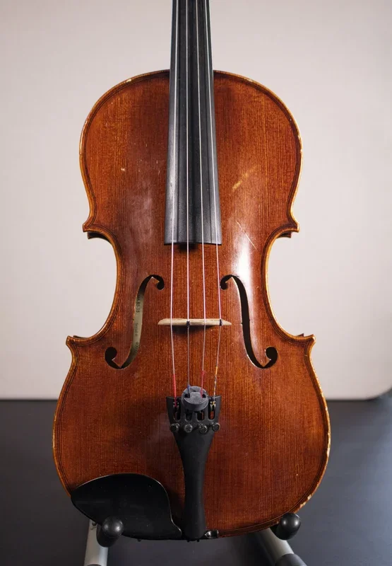USED Strobel 15″ Viola w/Hard Case & Bow