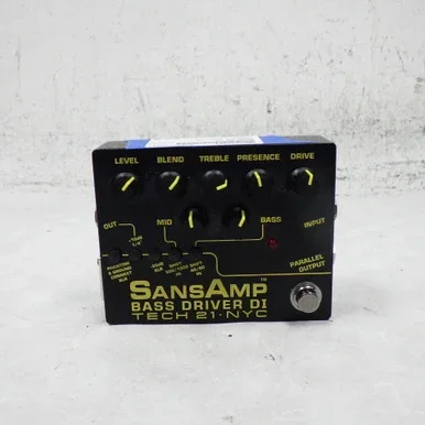 Used Tech 21 SANSAMP BASS DI Bass Pre-Amp Pedal