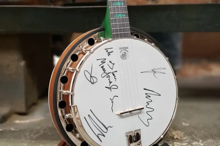 Utah Charity Banjo